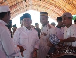 Buka Bersama di Desa Ranteangin, Bupati Irwan Akan Siapkan Ambulance Air
