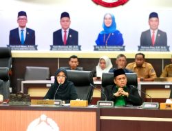 Hadiri Paripurna Penyampaian LKPJ Gubernur, Sekda Jufri Rahman Sampaikan Realisasi APBD dalam LKPJ 2024