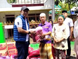 Dinsos Sulsel Salurkan Bantuan untuk Korban Kebakaran di Pulau Barrang Lompo Makassar