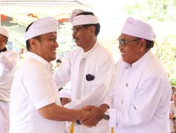 Bupati Luwu Timur Paparkan Program Unggulan Saat Hadiri Piodalan di Sorowako