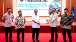 Pemprov Sulsel Terima Bantuan Sapi Kurban Presiden RI Berbobot Lebih dari 1 Ton