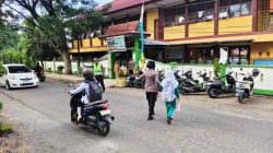 Personel Polres Soppeng Siaga di Titik Strategis, Warga Apresiasi Program Commander Wish