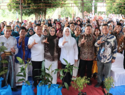 Fatmawati Rusdi Kagumi Keunikan Desa Atue Lutim, Siap Dikembangkan Jadi Desa Percontohan