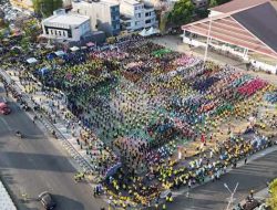 Dari Lapangan Gasis, Ribuan Warga Soppeng Semarakkan HUT ke-81 Kemerdekaan RI