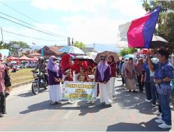 Lurah Jenna’E Muyassir Lepas Karnaval dan Gerak Jalan, HUT ke-81 RI di Lajoa Berlangsung Meriah
