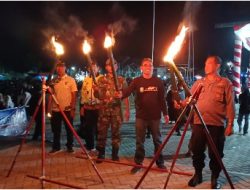 Ribuan Obor Menyala Menyinari Malam Cangadi, Liliriaja Berubah Jadi Lautan Cahaya