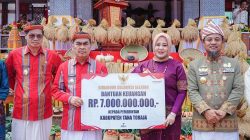 Pesona Fatmawati Rusdi di Balik Penyerahan Rp7 Miliar untuk Tana Toraja